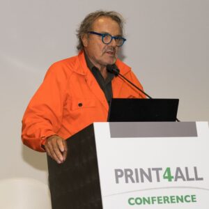 Addio a Oliviero Toscani